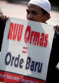 Dalam aksinya, mereka berlangsung santun dan tertib.