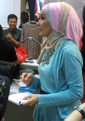 Nama Sering Dicatut, Arzetti Bilbina Akhirnya Buka Butik Sendiri