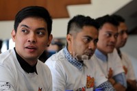 Band yang beranggotakan Donnie (vocal), Dika (Bass), Marshall (guitar), dan Adhi (drum) memilih single 'Intim Berdua' sebagai single teranyarnya.