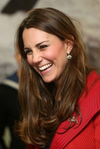 Wajah sumringah Kate. AFP Photo/Pool/Chris Jackson.