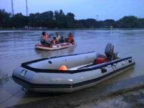 Banjir Bojonegoro Meluas, Evakuasi Warga Berlangsung Dramatis