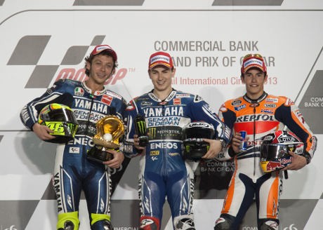 Rossi Sudah Kembali, Lorenzo pun Senang