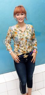 Rambut Inul Makin Ngejreng