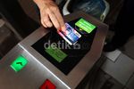 Uji Coba Gerbang Elektronik KRL Jabodetabek