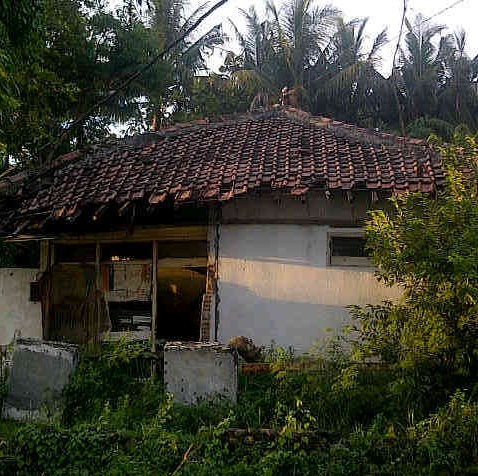 MA Bangun Gedung 14 Lantai, Rumah Dinas Hakim Brebes Nyaris Roboh