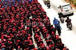 Ribuan Buruh Longmarch ke Kemenko Kesra