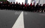 Ribuan Buruh Longmarch ke Kemenko Kesra
