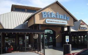 Bikini Sports Bar & Grill Telah Patenkan Konsep Breastaurant
