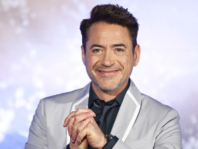 Senyuman Robert Downey Jr. di Seoul
