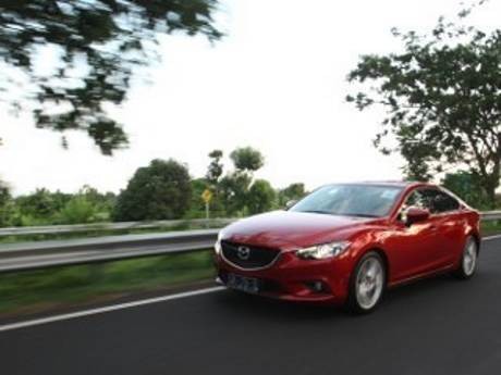 Mazda6 Terbaru Paling Irit di Kelasnya