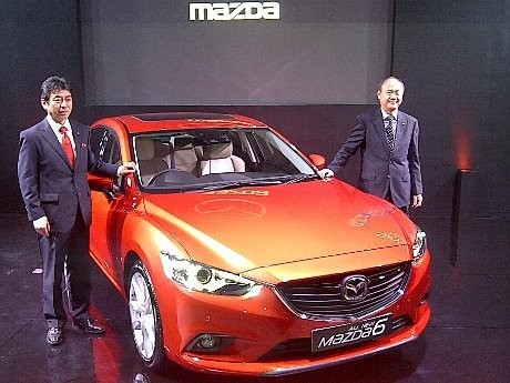 Masyarakat Tak Pilih Sedan, Mazda6 Punya Misi Lain