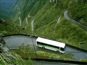 6 Rute Bus Paling Berbahaya di Dunia
