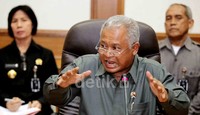 Menhan Purnomo Yusgiantoro menggelar jumpa pers terkait kasus LP Cebongan di kantor Kementerian Pertahanan, Kamis 11 April 2013.