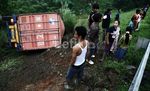 2 Pekerja Tewas Diseruduk Truk Trailer