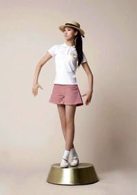 Yoona cantik bak boneka. (SME).