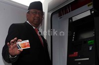 Pada tahun 2013 ini Bank DKI menargetkan punya lima unit mobil kas dan ATM keliling.