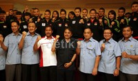 Kementerian Pemuda dan Olahraga (Kemenpora) bersama Pengurus Besar (PB) Federasi Karate-Do Indonesia melepas Tim Karate Indonesia yang akan berlaga di 2nd SEAKAF atau Kejuaraan Karate Asia Tenggara ke-II.