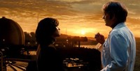 Karakter Tom Hanks dan Halle Berry bertemu di masa depan. (dok Warner Bros Picture).
