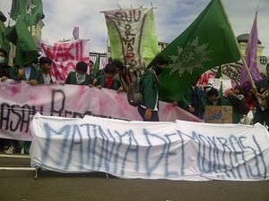 RUU Ormas Batal Disahkan, 400 Pemuda Muhammadiyah Tetap Demo DPR