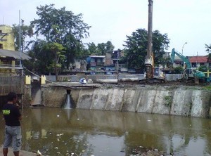 Pintu Air Manggarai Dipermak, Jl Tambak Ditutup 19 April 2013-Juni 2014