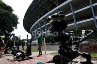 Gelora Bung Karno memiliki luas area sekitar 284,2 hektar termasuk kawasan ruang terbuka hijau sebagai paru-paru kota yang berfungsi juga sebagai resapan air.