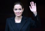 Perjuangan Angelina Jolie Menegakkan HAM