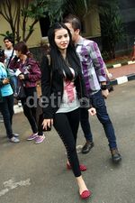 DJ Verny Tak Ingin Damai dengan Denny Sumargo