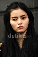 DJ Verny Tak Ingin Damai dengan Denny Sumargo