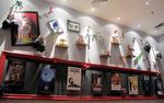 Melewatkan Jumat Malam Di T.G.I. Fridays