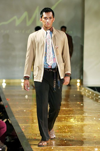 Jakarta, Indonesia - 10 April. M by Musa Widyatmodjo Pria / Summer 2013. Kemang Fashion Week 2013 at Lippo Mal Kemang. 10 April 2013. Jakarta. [Foto: Mohammad Abduh/Wolipop]