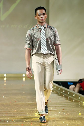 Jakarta, Indonesia - 10 April. M by Musa Widyatmodjo Pria / Summer 2013. Kemang Fashion Week 2013 at Lippo Mal Kemang. 10 April 2013. Jakarta. [Foto: Mohammad Abduh/Wolipop]