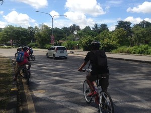 Tur Sepeda Keliling Kuching, Seru!