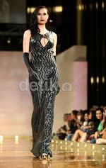 Gaun Malam Seksi Seductive Manohara
