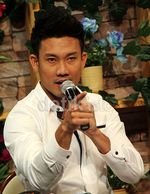 Bantah Hamili DJ Verny, Denny Sumargo Menangis