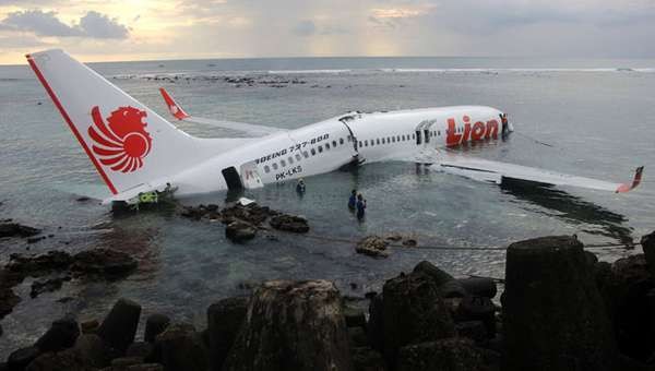 Agar Mudah Dievakuasi, Kedua Sayap Lion Air Dipasangi Drum 
