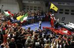 F1 GP China Diwarnai Adegan Naik Scooter