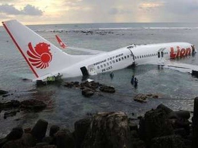 Memahami Pendaratan Pesawat di Air