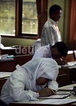 Hari Ini Siswa SMA Laksanakan UN