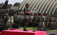 Dalam sambutannya, Penglima TNI memerintahkan para prajurit TNI mengeluarkan kemampuan terhebatnya dalam latihan gabungan (Latgab) TNI 2013.
