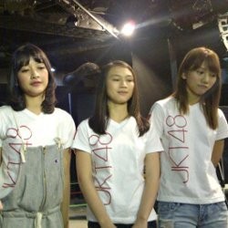 Handshake JKT48, dari Kata-kata Gombal Hingga Lembar Jawaban UN