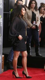 Gaya Hamil Kim Kardashian