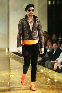 Jakarta, Indonesia - 10 April 2013. Adjie Notonegoro Adam & Hawa. Kemang Fashion Week 2013 at Lippo Mal Kemang.  Jakarta. [Foto: Mohammad Abduh/Wolipop]