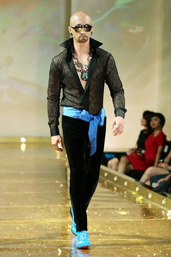 Jakarta, Indonesia - 10 April 2013. Adjie Notonegoro Adam & Hawa. Kemang Fashion Week 2013 at Lippo Mal Kemang.  Jakarta. [Foto: Mohammad Abduh/Wolipop]