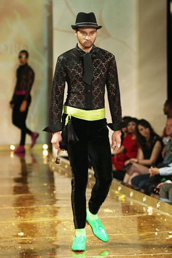 Jakarta, Indonesia - 10 April 2013. Adjie Notonegoro Adam & Hawa. Kemang Fashion Week 2013 at Lippo Mal Kemang.  Jakarta. [Foto: Mohammad Abduh/Wolipop]