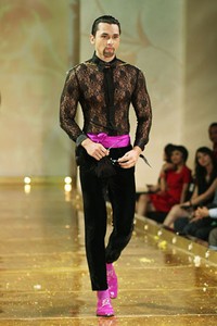 Jakarta, Indonesia - 10 April 2013. Adjie Notonegoro Adam & Hawa. Kemang Fashion Week 2013 at Lippo Mal Kemang.  Jakarta. [Foto: Mohammad Abduh/Wolipop]