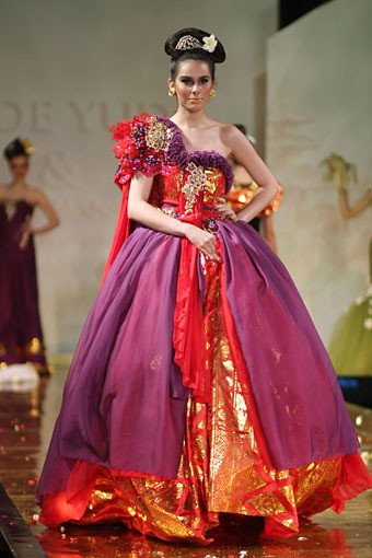 Jakarta, Indonesia - 10 April. Gede Yudi Sang Dewi. Kemang Fashion Week 2013 at Lippo Mal Kemang. 10 April 2013. Jakarta. [Foto: Mohammad Abduh/Wolipop]