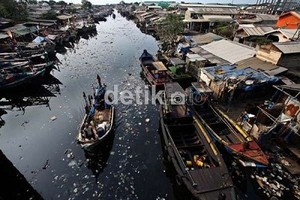 Nelayan Marunda Keluhkan Susahnya Beli Solar