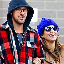 Ryan Gosling Minta Eva Mendes Stop Bugil di Rumah