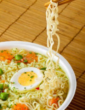 Inilah 4 Bahan Tambahan Makanan yang Dipakai Untuk Mie Instan!