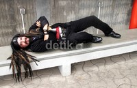 Limbad berpose sambil tiduran di depan kamera. Gusmun/detikFoto.